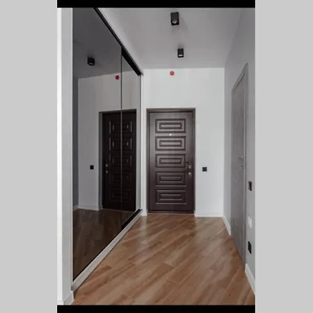 Sunny Apartment Odessa
